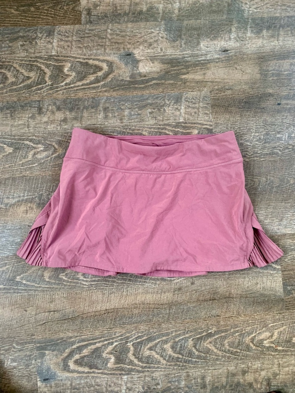 Lululemon Mauve Pleated Athletic Skort - Picture 3 of 8